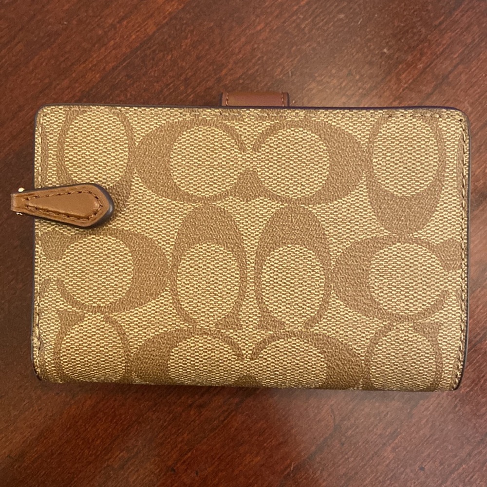 Coach medium side zip wallet - Picture 2 of 12